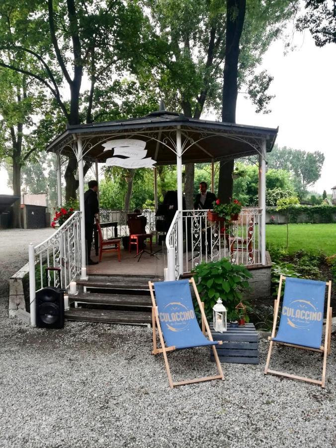 Hotelik Polonia Łowicz Kültér fotó