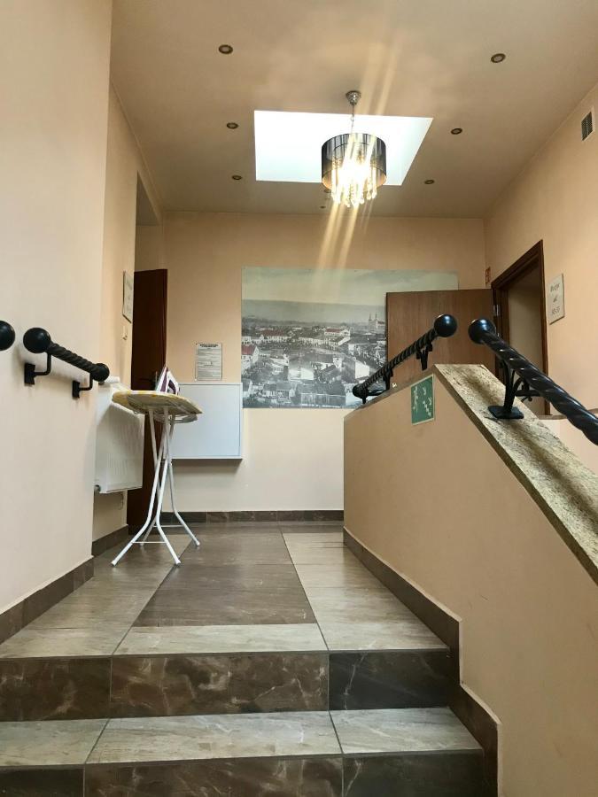 Hotelik Polonia Łowicz Kültér fotó
