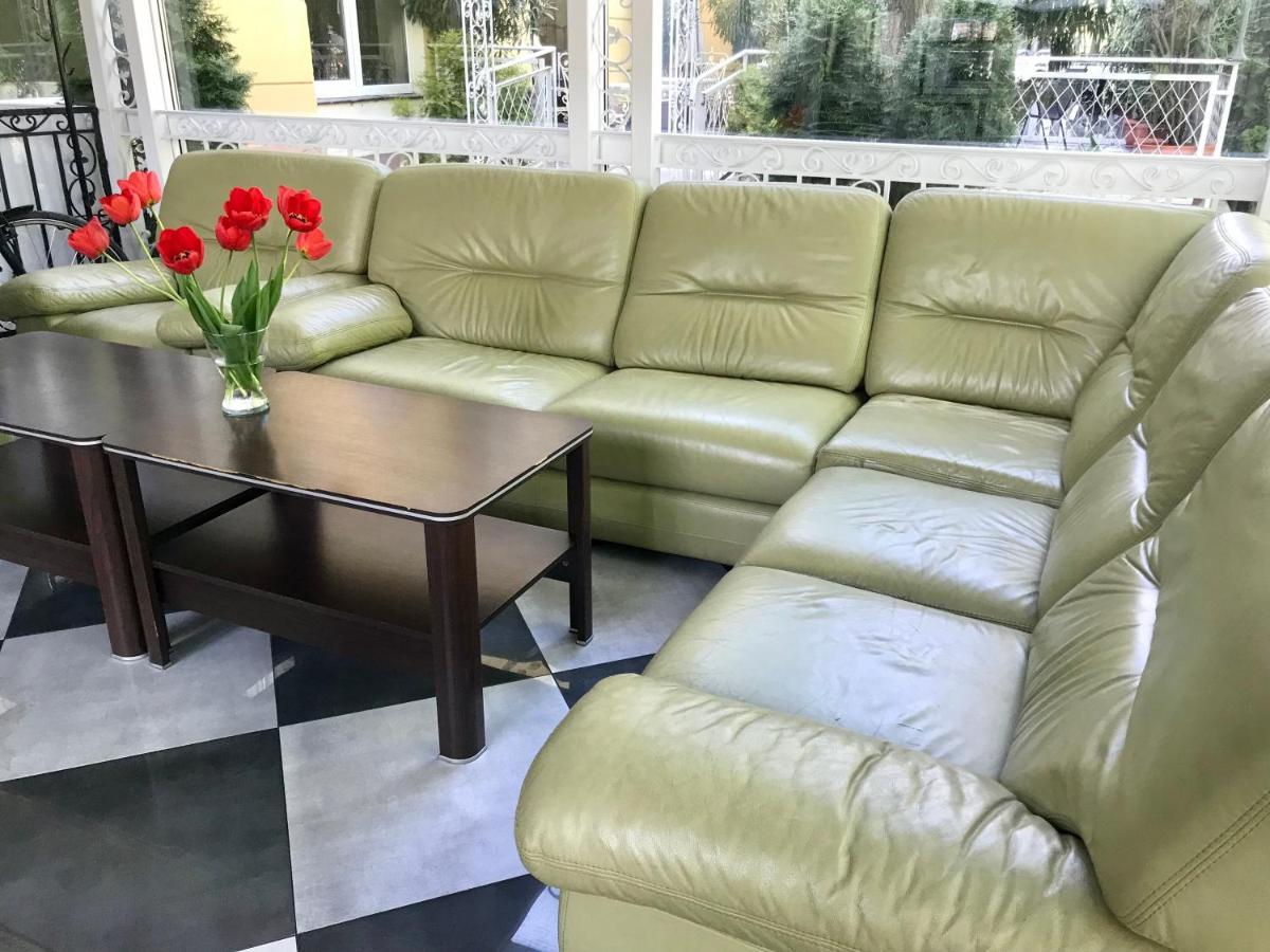 Hotelik Polonia Łowicz Kültér fotó